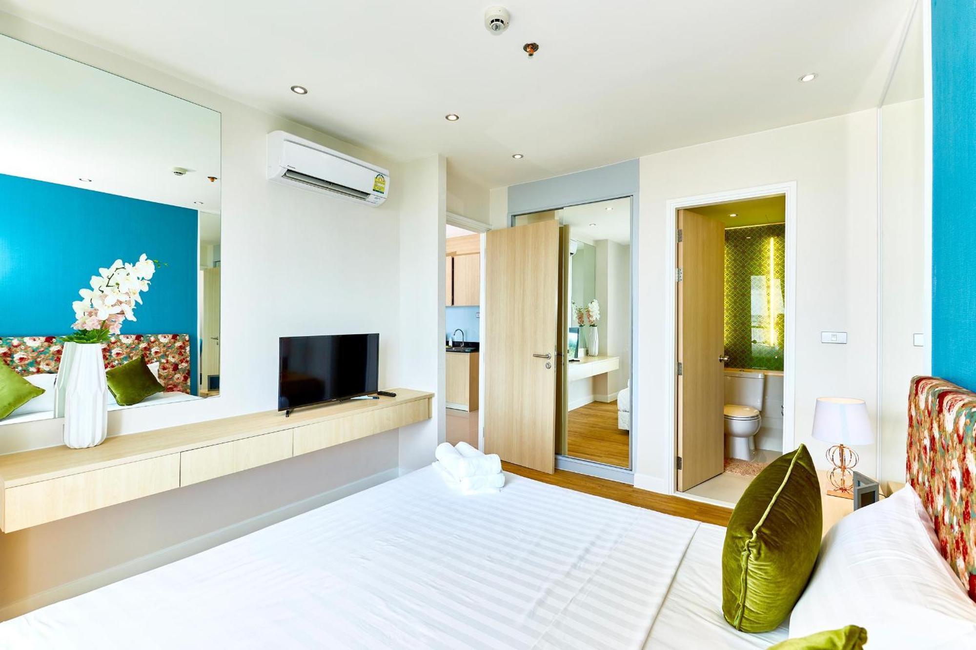 Grande Carribean - Seaview - Jomtien -Free Taxi From The Airport Apartment Pattaya Bagian luar foto