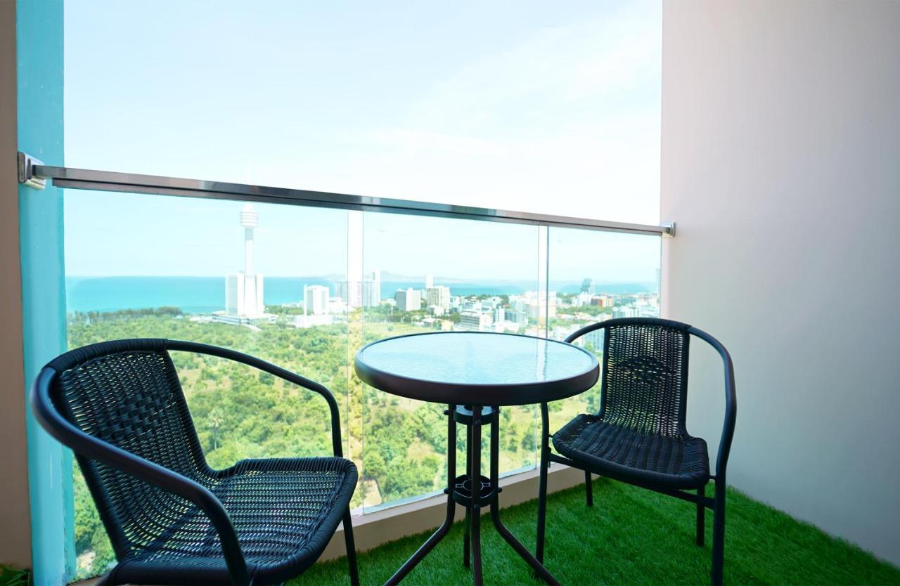 Grande Carribean - Seaview - Jomtien -Free Taxi From The Airport Apartment Pattaya Bagian luar foto